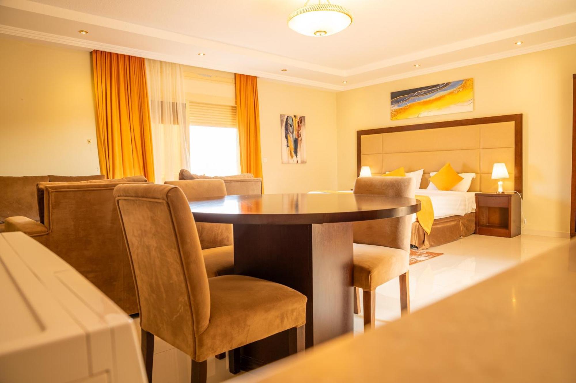 Suite 777 Yidda Exterior foto